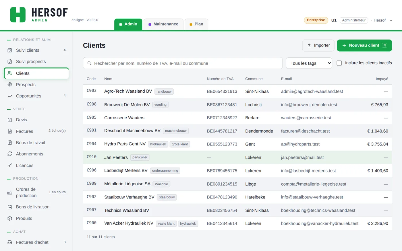 Liste des clients avec champ de recherche et tags